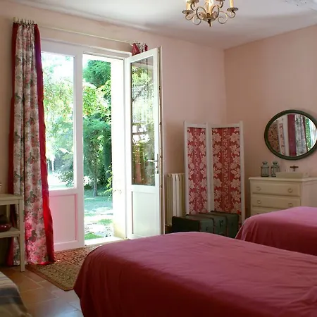 Chateau De Grenier 3* Saint-Léger