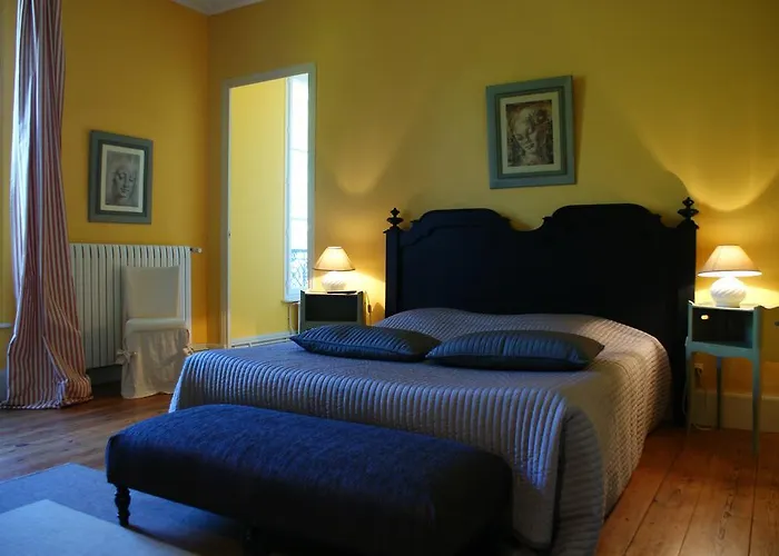 فندق مبيت وإفطار Chateau De Grenier Saint-Léger