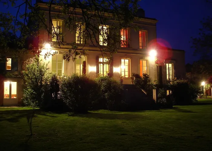 فندق مبيت وإفطار Chateau De Grenier