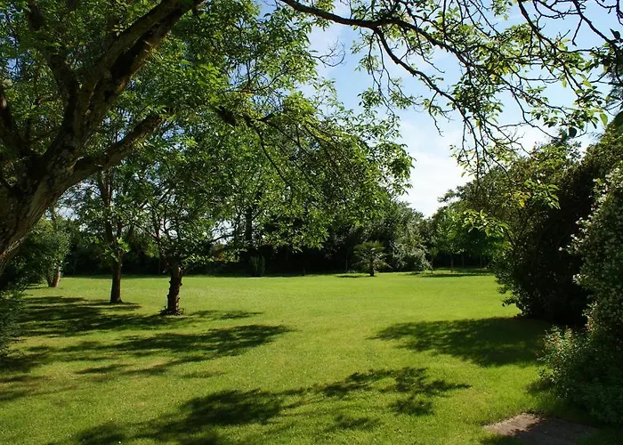 Chateau De Grenier 3*