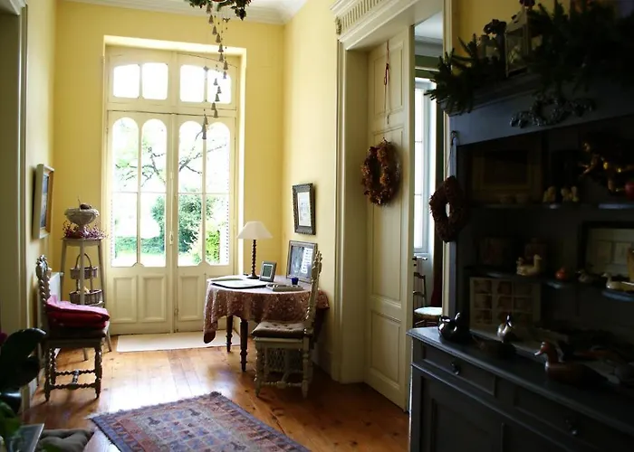 Chateau De Grenier فندق مبيت وإفطار Saint-Léger